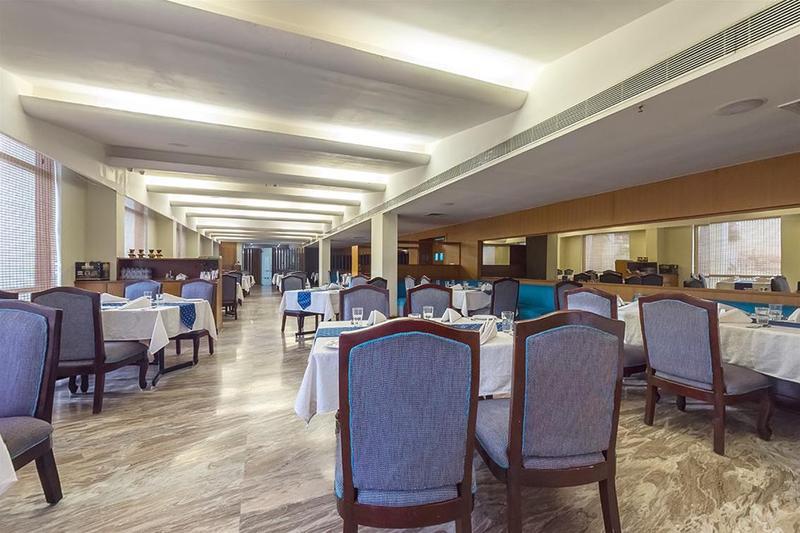 The Sunway Manor Hotel Pondicherry Exterior photo